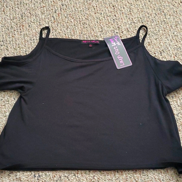 Tops - Cold shoulder black top